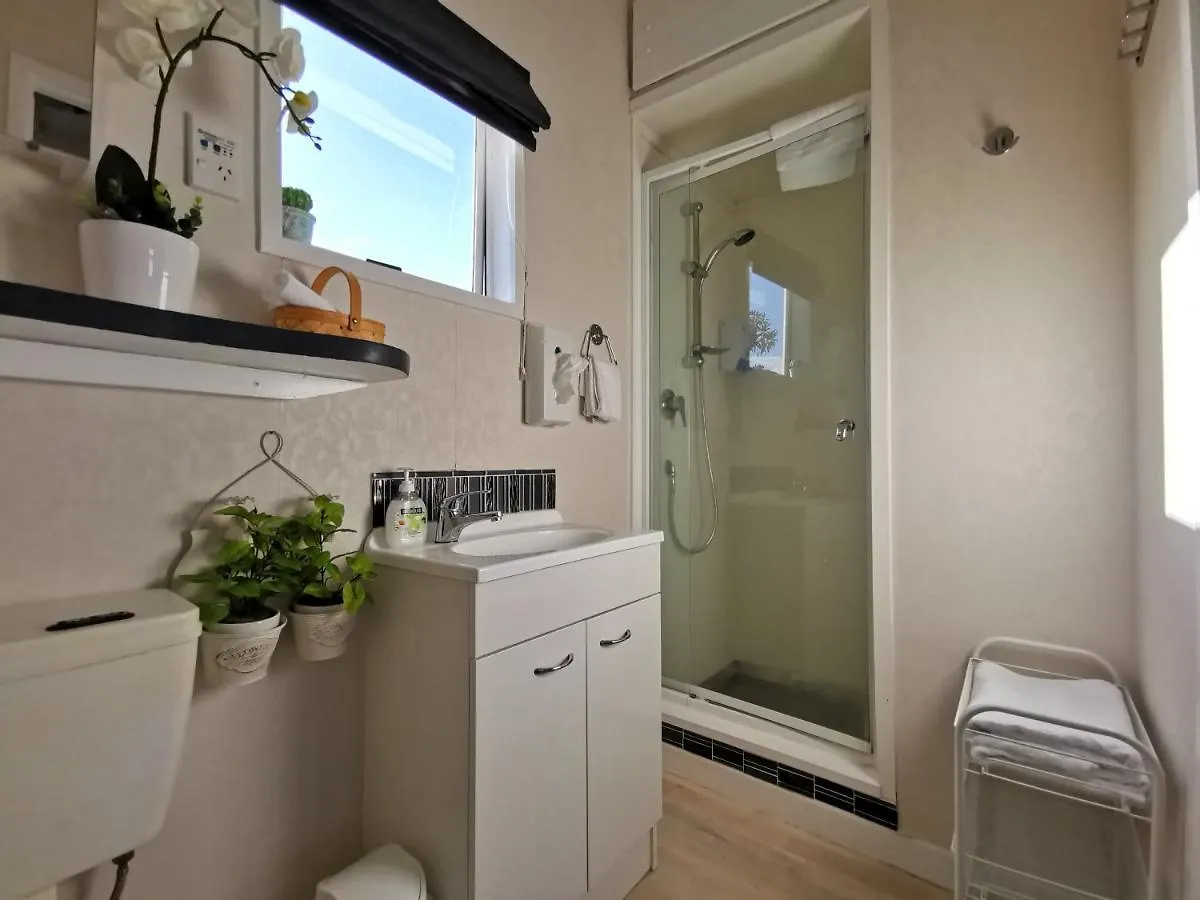Macadamia Retreat - City Central Hygge Rotorua 0*,